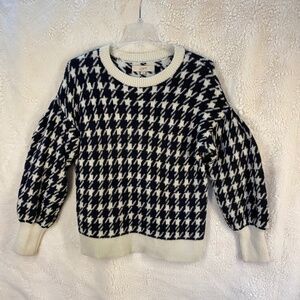 LOFT crewneck houndstooth sweater, black & white, size medium